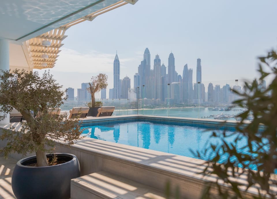 Balcony/Terrace, Swimming pool