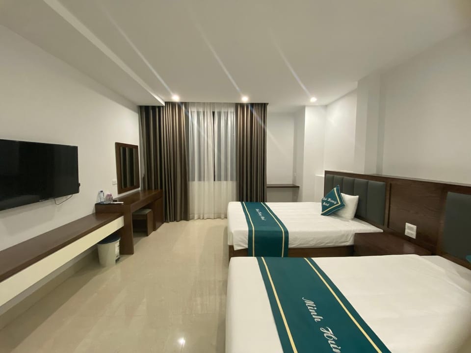 Communal lounge/ TV room, Bed, TV and multimedia, Photo of the whole room, Bedroom, hair dresser