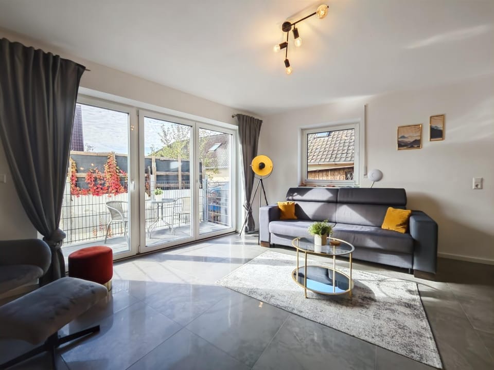 Living room, Photo of the whole room, Seating area
