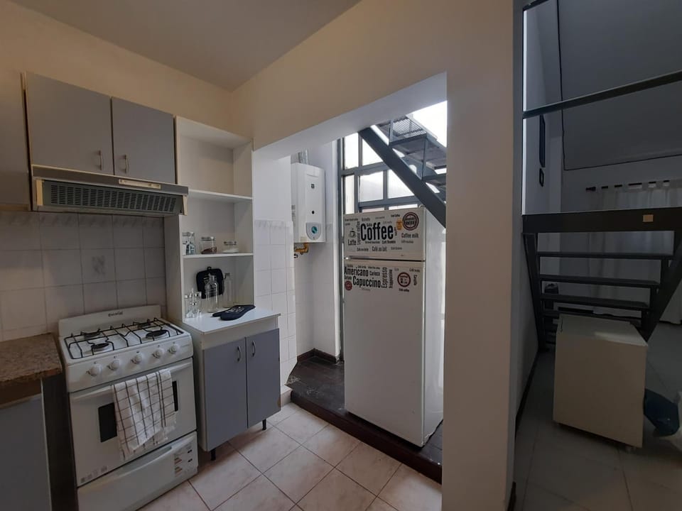 Kitchen or kitchenette, minibar, oven, pet friendly, stove