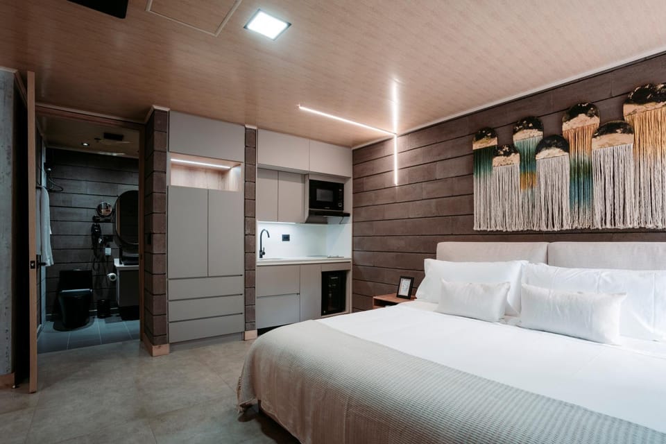 Bed, Bathroom, Kitchen or kitchenette, Photo of the whole room, heating, wardrobe, kitchen
