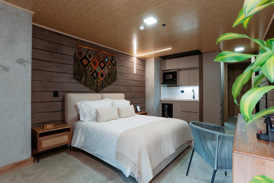 Bed, Kitchen or kitchenette, Photo of the whole room, Bedroom
