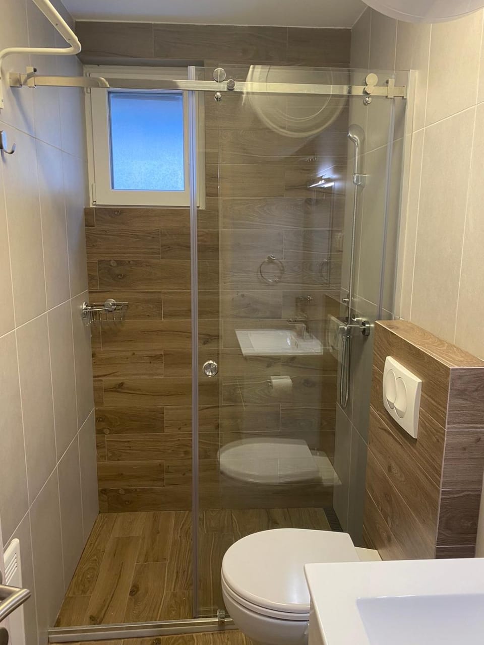 Shower, Toilet, Bathroom
