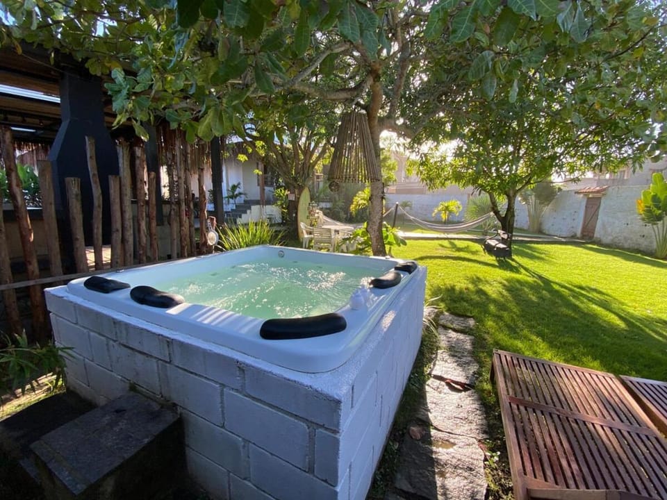 Hot Tub, Garden view