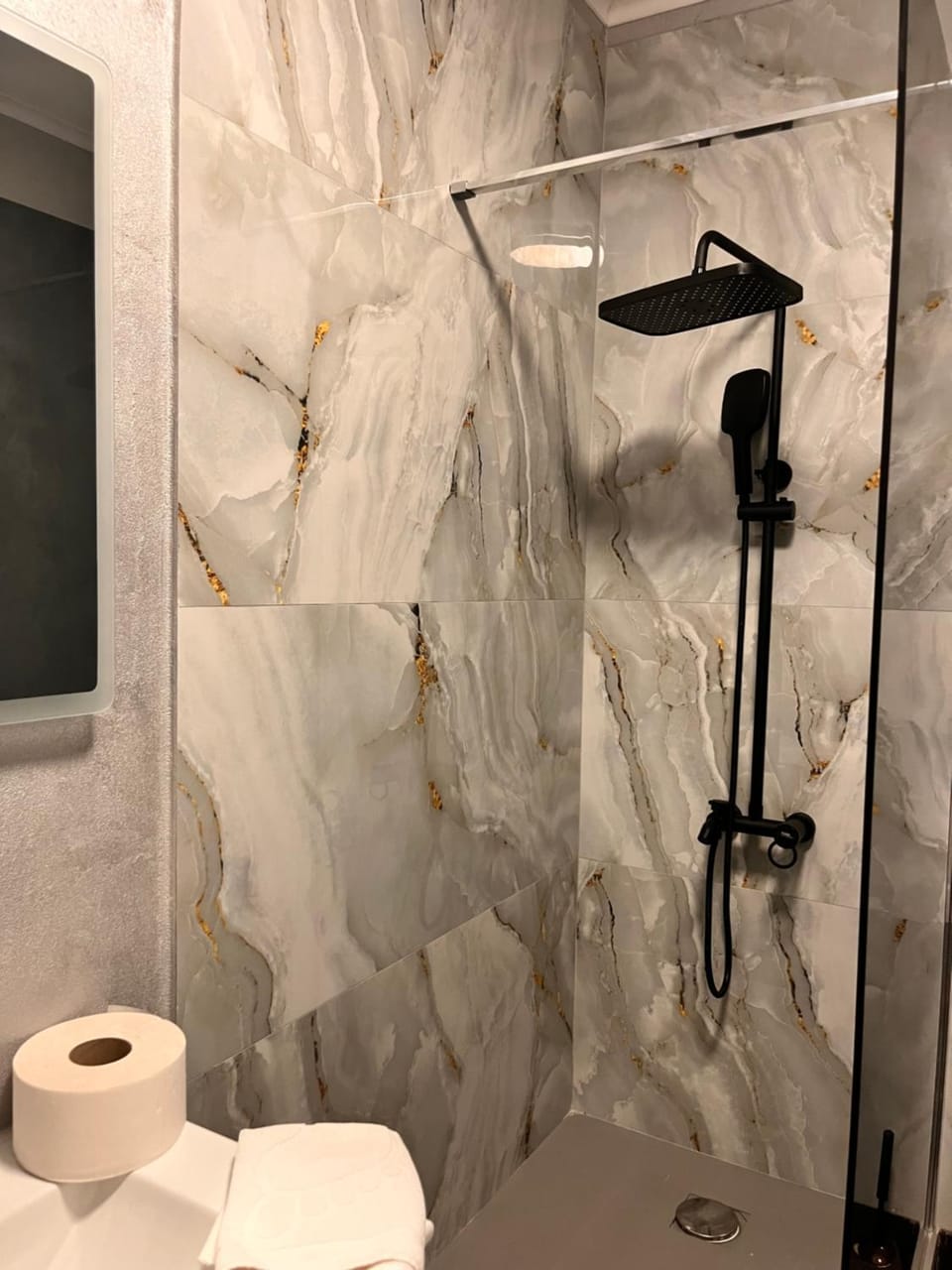 Shower, Toilet, Bathroom