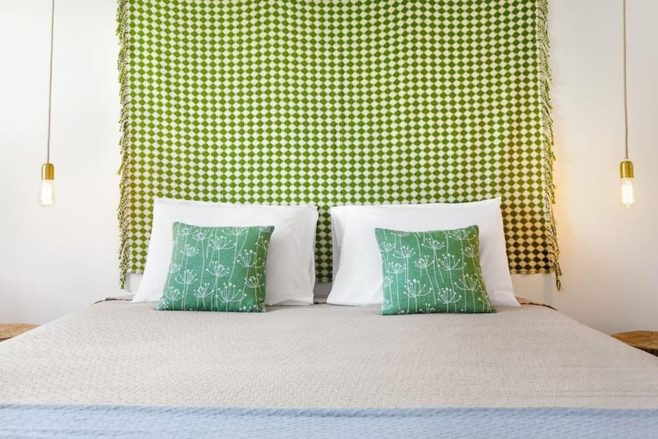 Aida's Haven Penthouse&Parking Apartment in Porto