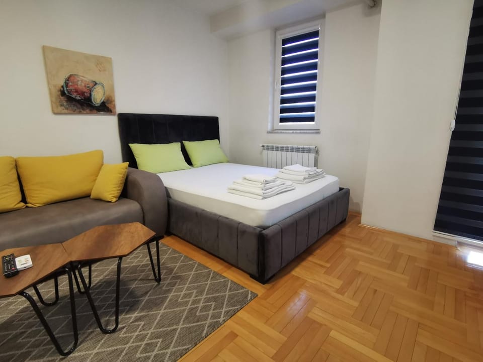 DJS-Modern Studios Apartment in Skopje