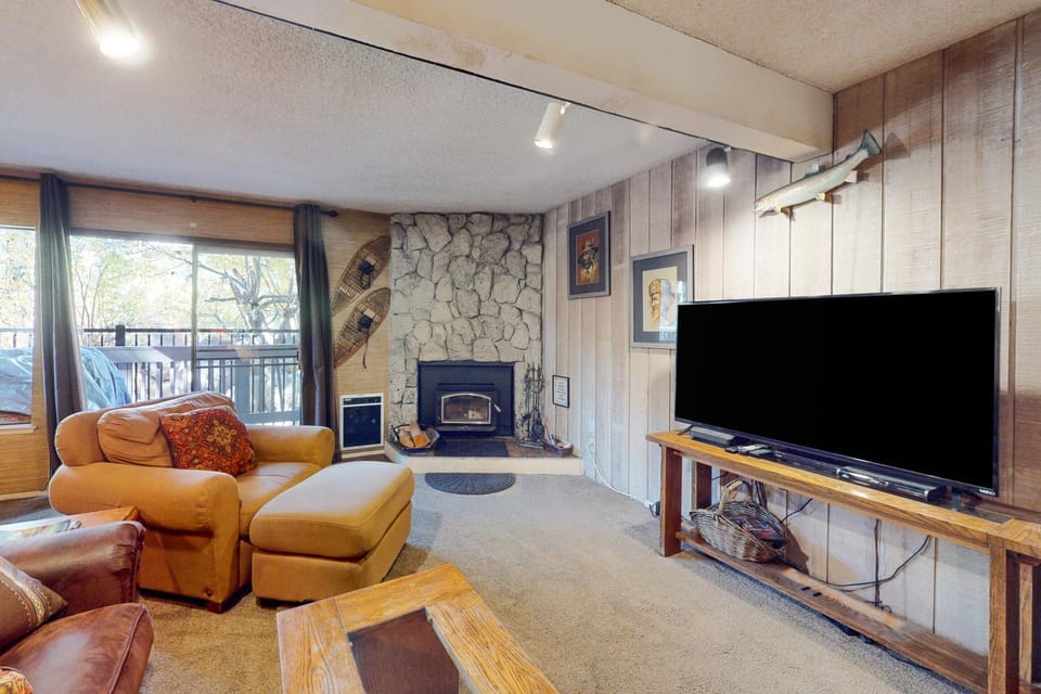 Sherwin Villas 12 B Apartment in Mammoth Lakes