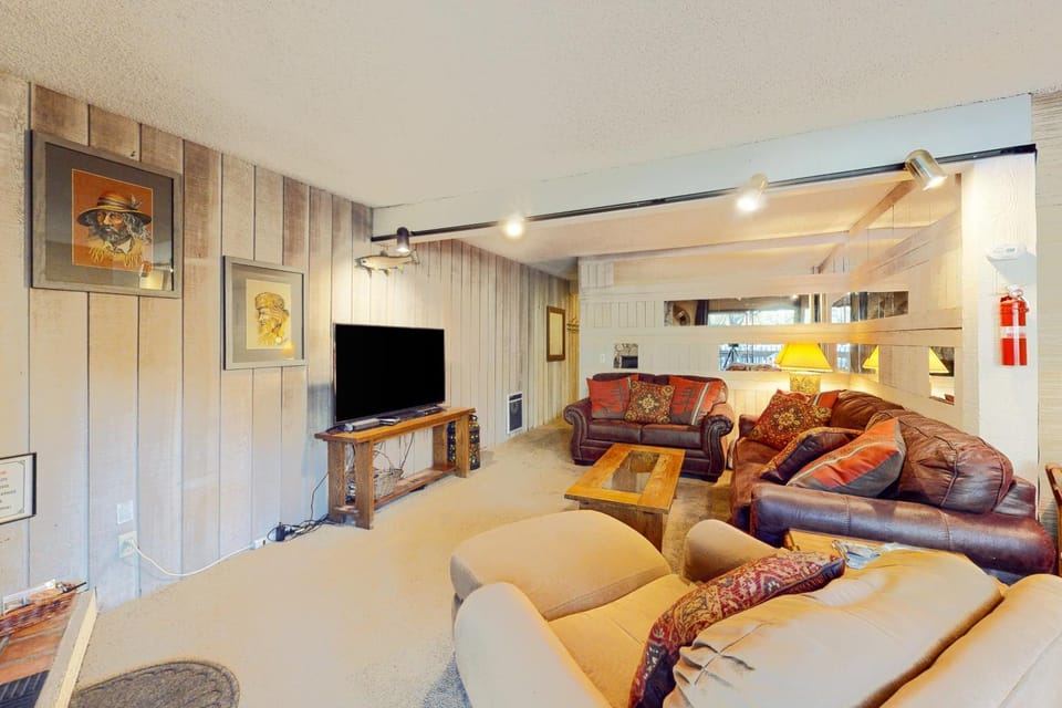 Sherwin Villas 12 B Apartment in Mammoth Lakes