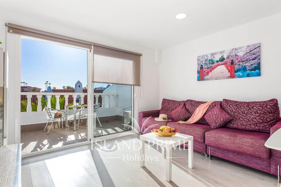 Balcony/Terrace, Living room, Seating area, Dining area