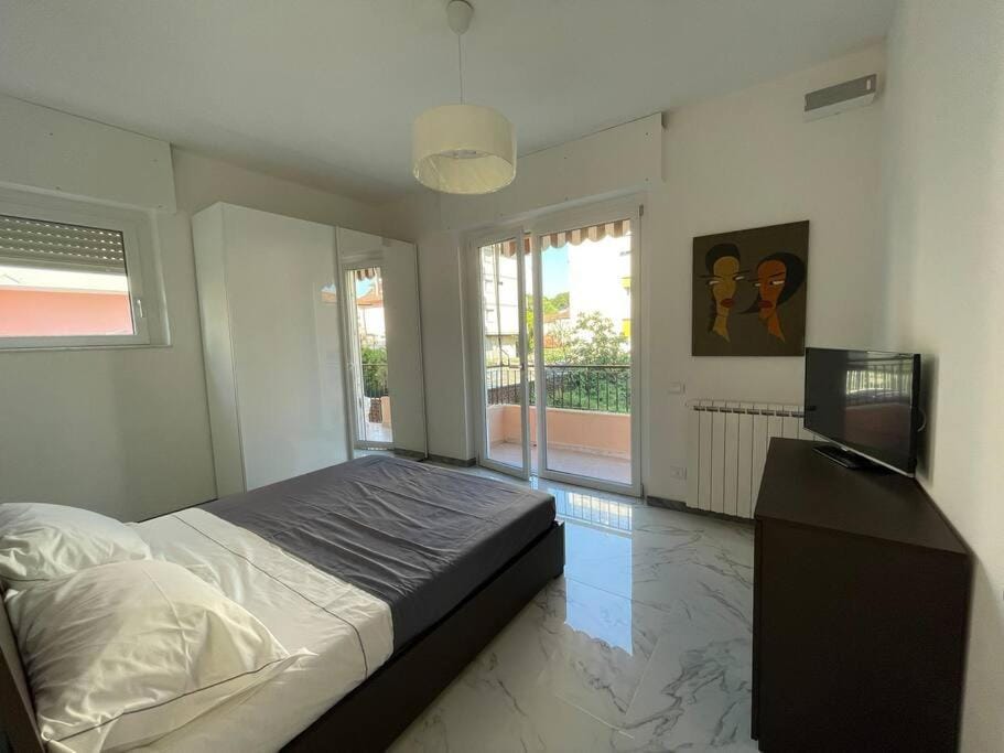 Centoventinove Apartment in Marina di Carrara