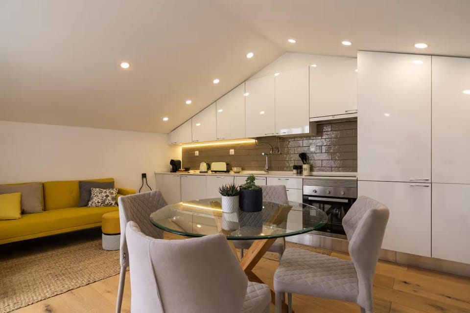 Kitchen or kitchenette, Living room, Dining area, stove