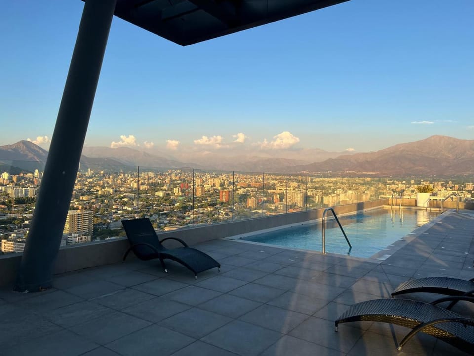 Departamento en Ñuñoa, excelente ubicación, frente metro y a pasos del barrio italia Apartment in Santiago