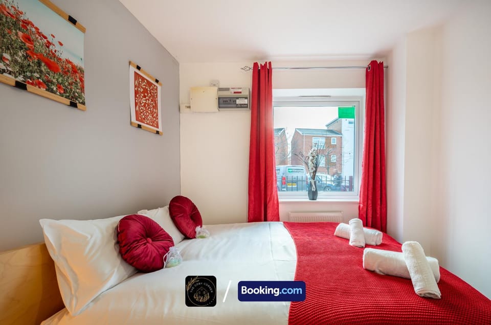 Bed, View (from property/room), Photo of the whole room, Bedroom, City view, towels, air conditioner