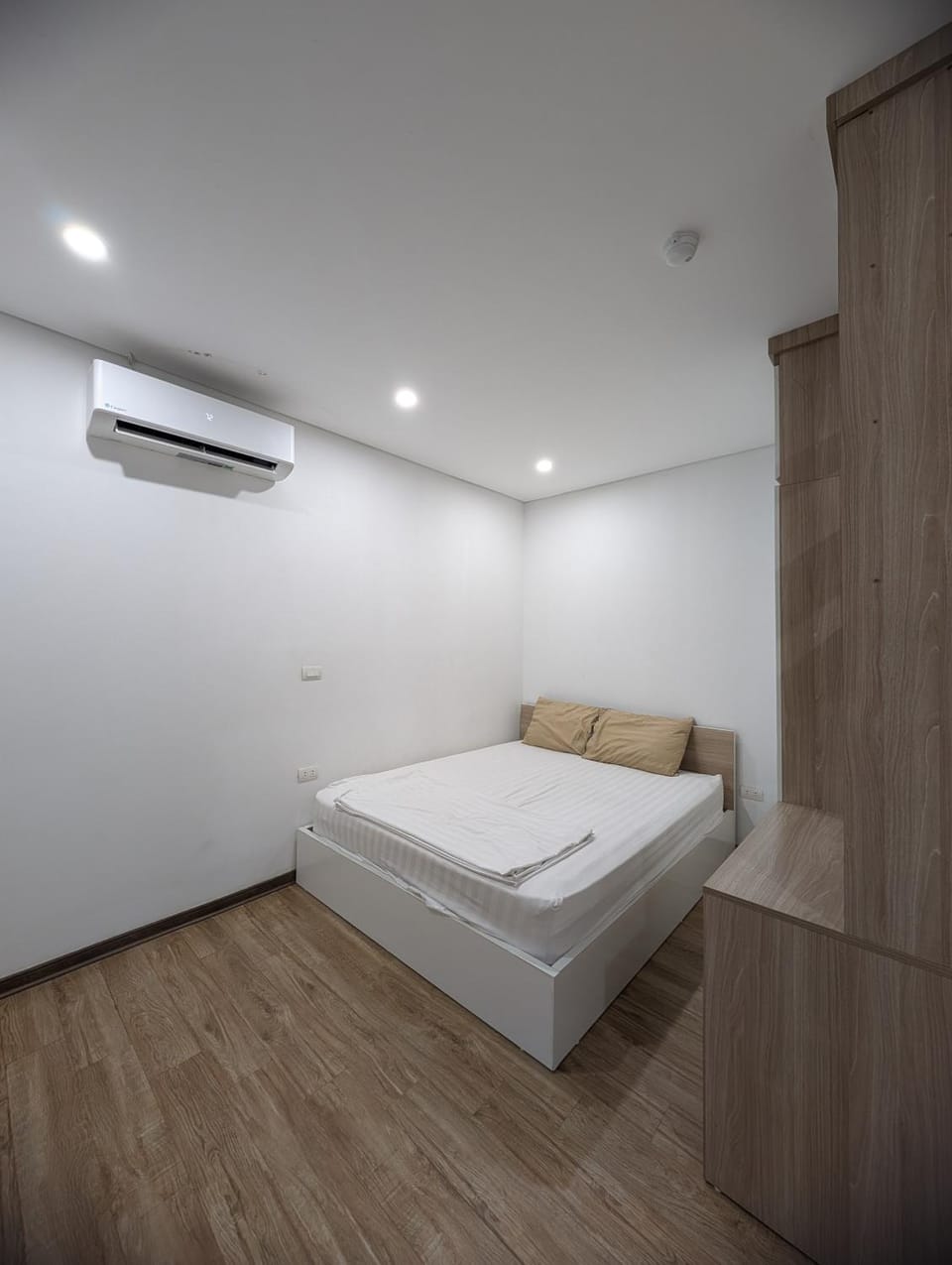 Era Apartment Lac Long Quan Apartment hotel in Laos