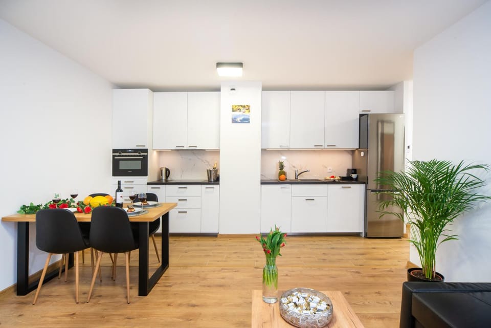 Maya's Flats 49 - spacious 3 rooms apartment in Gdańsk Apartment in Gdansk