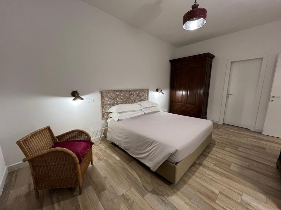Bed, Bedroom, wardrobe