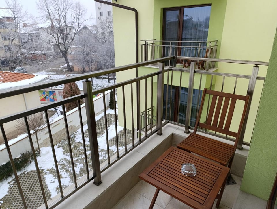 Inner courtyard view