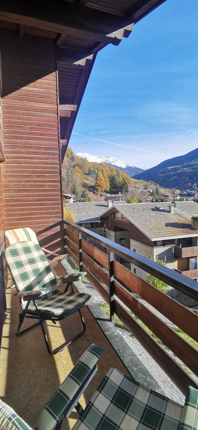 Balcony/Terrace, sunbed