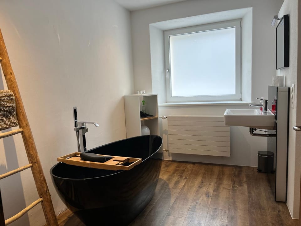 Bathroom, Bath