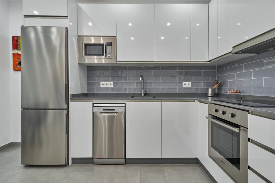 Kitchen or kitchenette, Living room