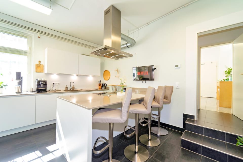 TV and multimedia, kitchen, kitchen