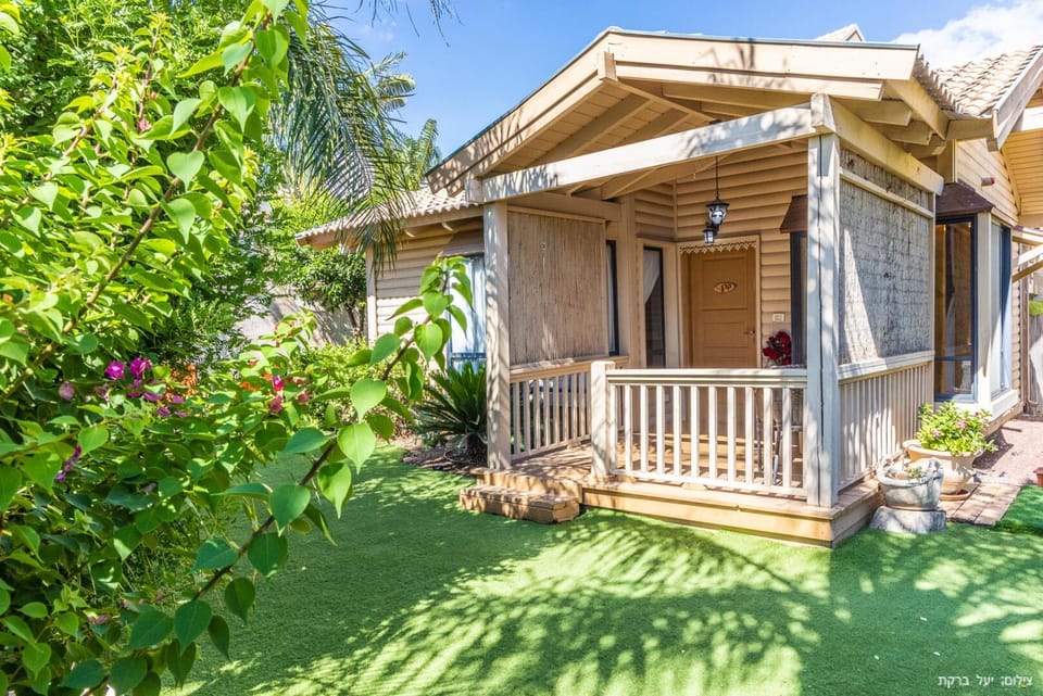 Property building, Garden, Garden view