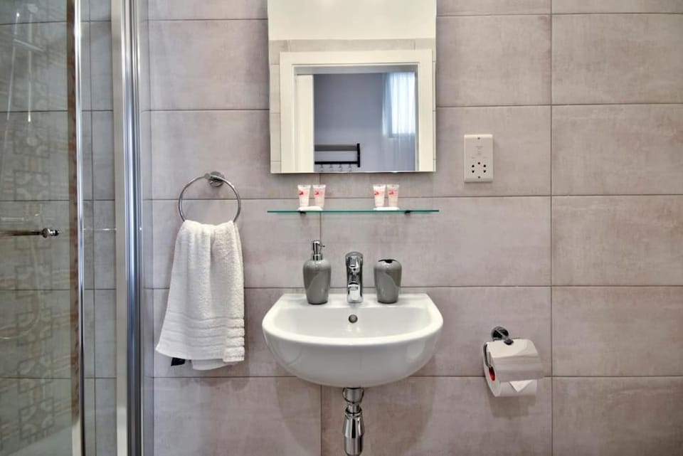 Old Lodge Studio 5 by Vallettastay Apartment in Valletta