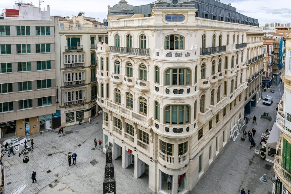 City view, Street view