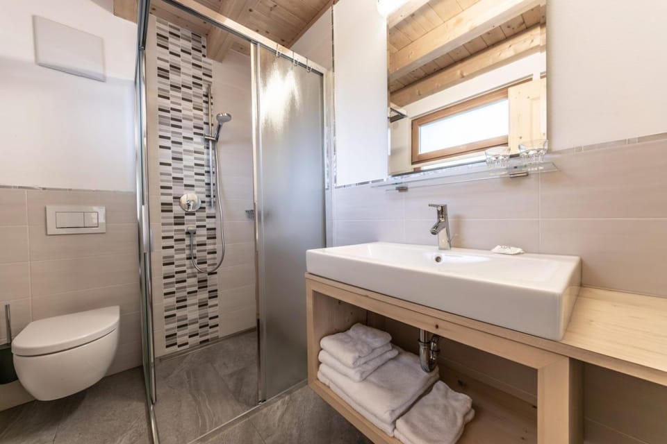 Bathroom, Living room