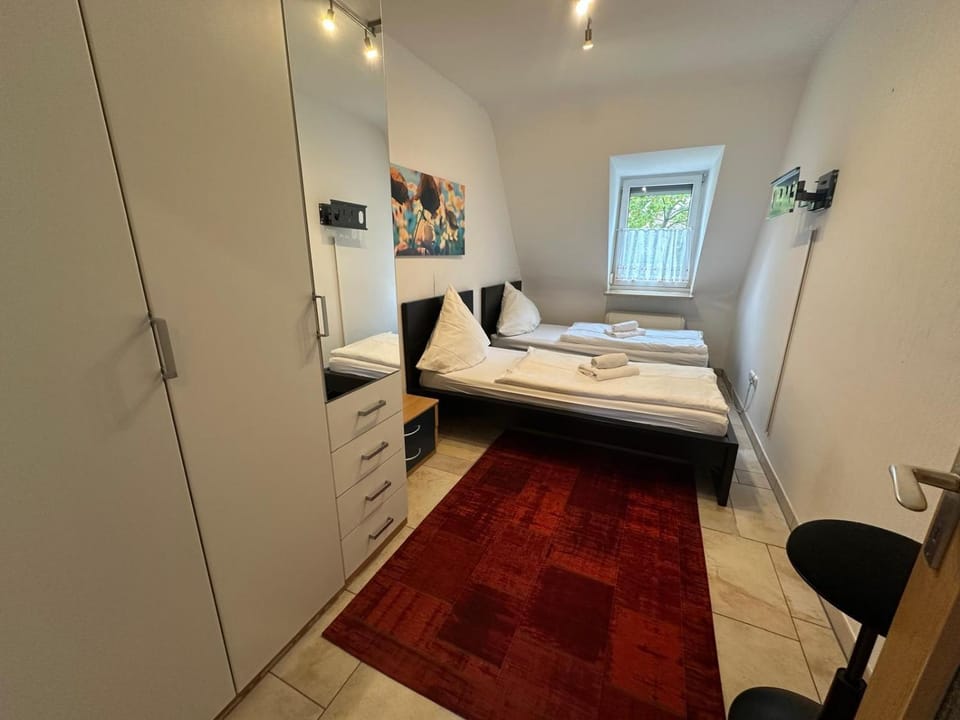 City center - 4 room apartment with kitchen and 2 bathrooms Apartment in Nuremberg