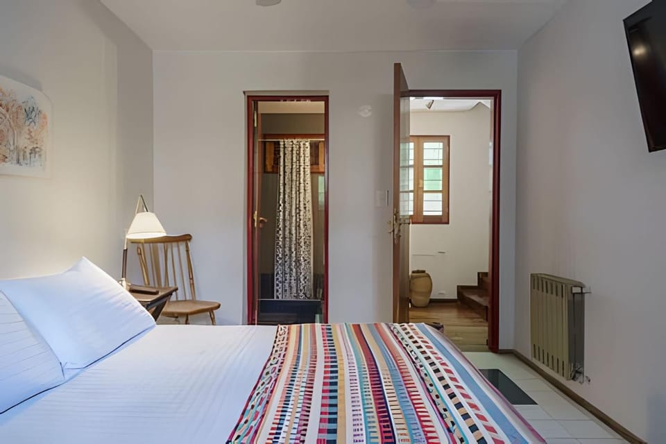 Bed, Bathroom, Bedroom