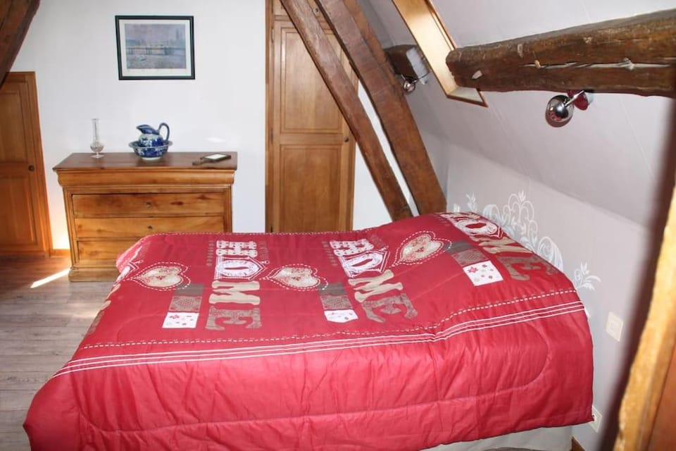 Le Haut Mesnil-3 Bed and Breakfast in Normandy
