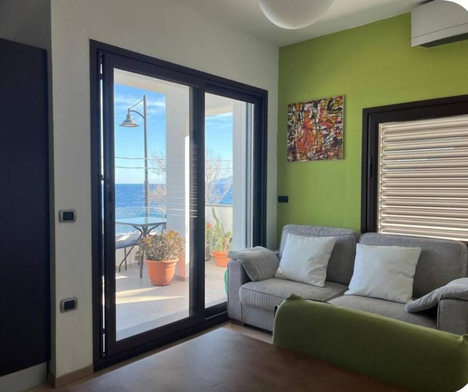 Fronte Mare Apartment in Cala Gonone
