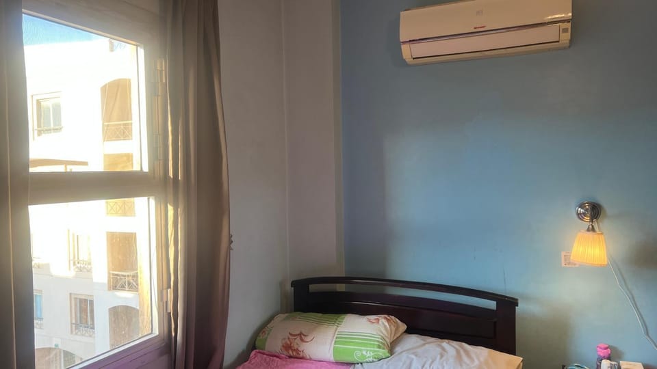 Females only Private bedroom stay with me Rehab city Vacation rental in New Cairo City