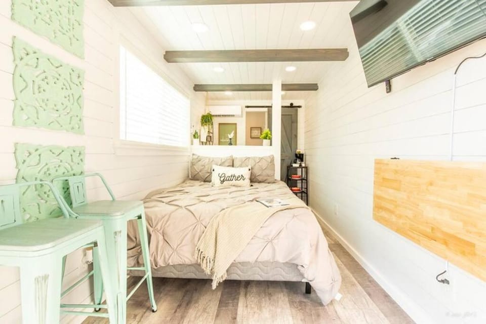 The Container Retreat @ 290 Wine Trail #9 Get away today! House in Texas