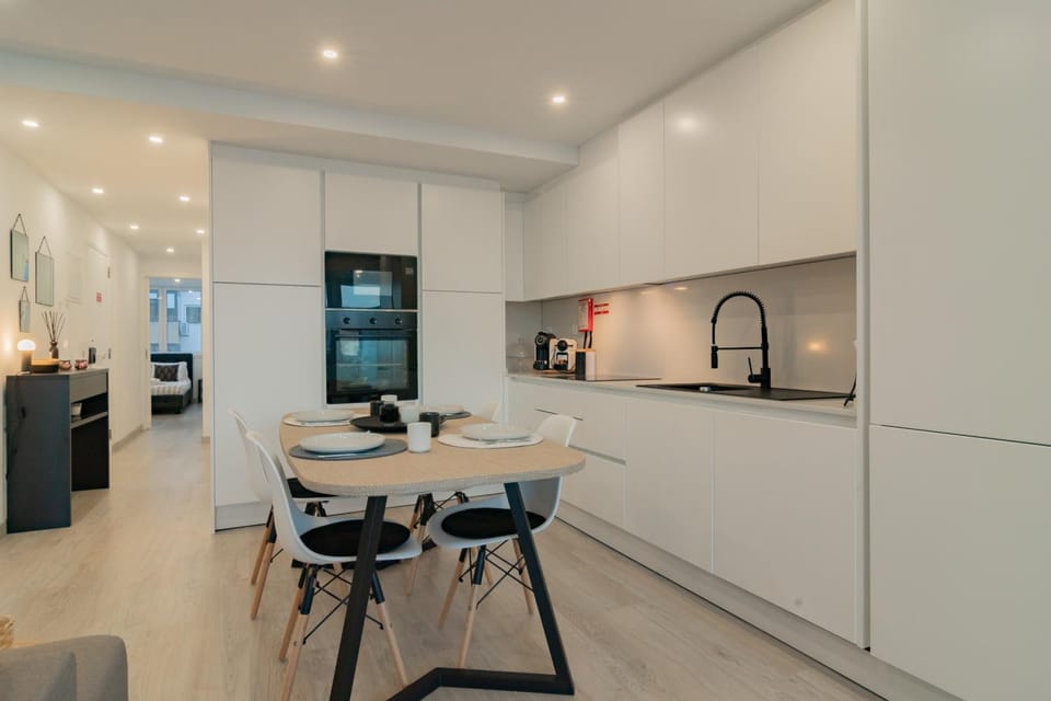 Coffee/tea facilities, Kitchen or kitchenette, Dining area, minibar, pet friendly, stove