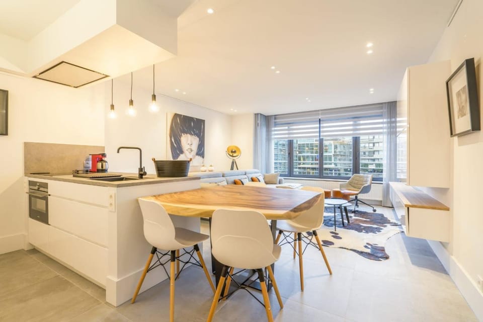 Kitchen or kitchenette, Dining area, minibar, pet friendly, stove