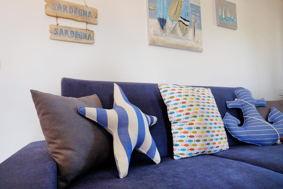Living room, Decorative detail