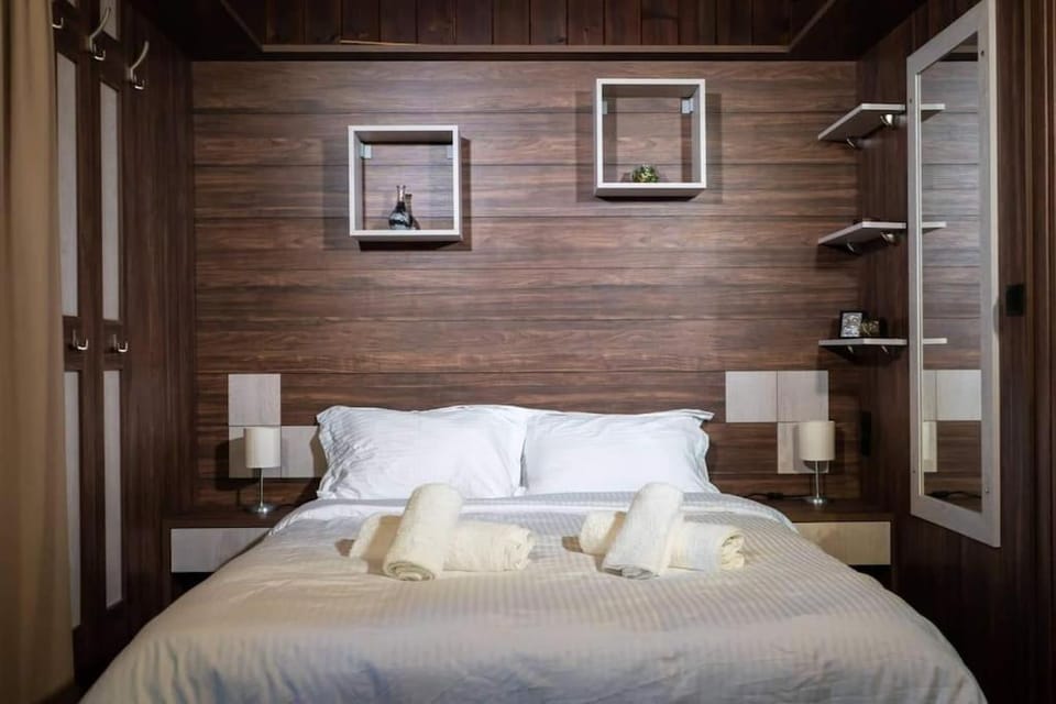 Under the rocks Apartment in Kalabaka