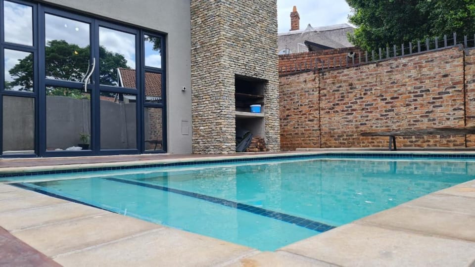 House of Bongekile 4 Bed Luxury Home 10 min from Kruger National Park, Malelane House in South Africa
