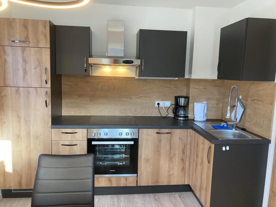 Coffee/tea facilities, Kitchen or kitchenette, dishwasher, pet friendly, stove
