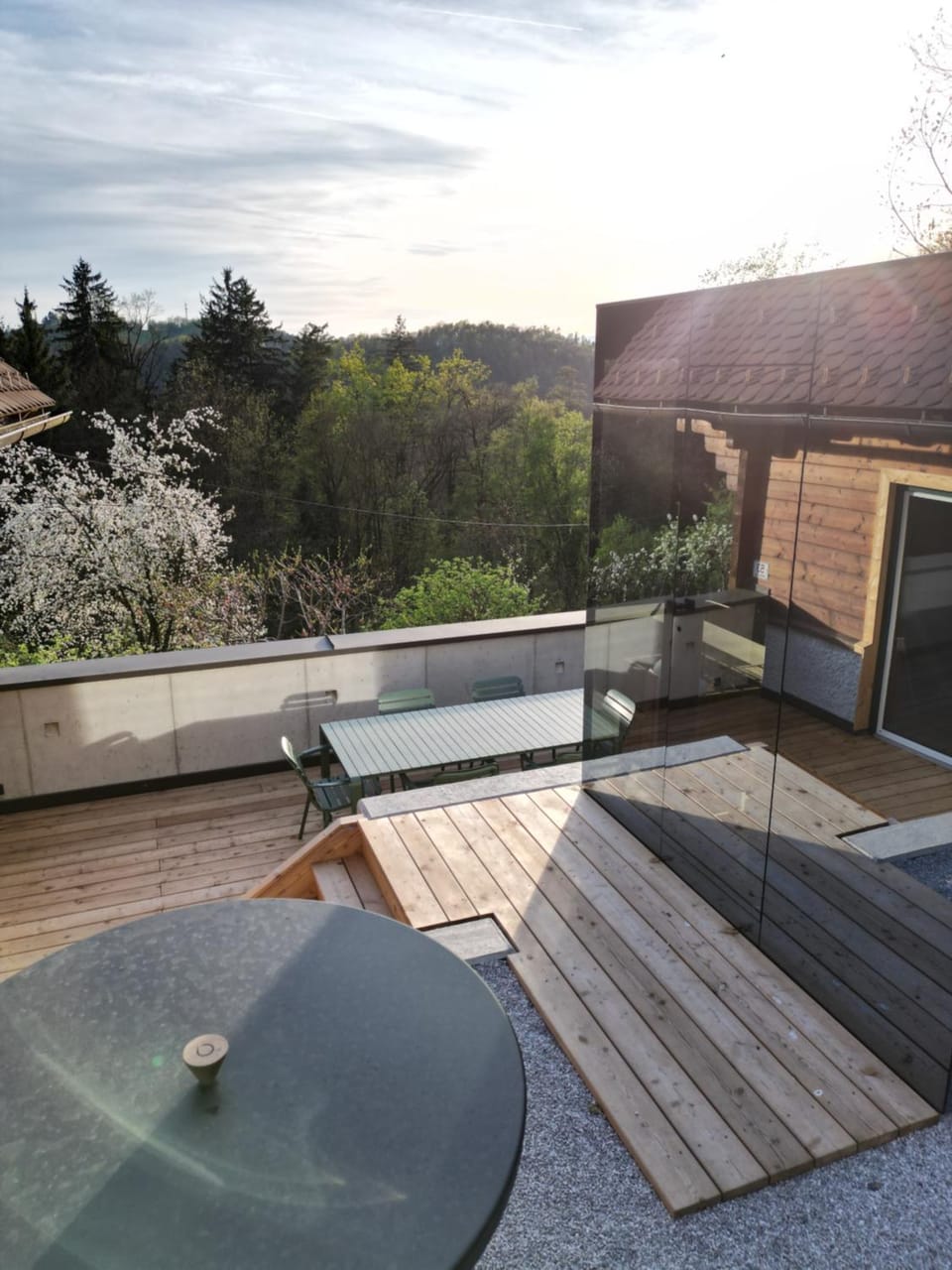 BBQ facilities, Sauna, View (from property/room), Balcony/Terrace