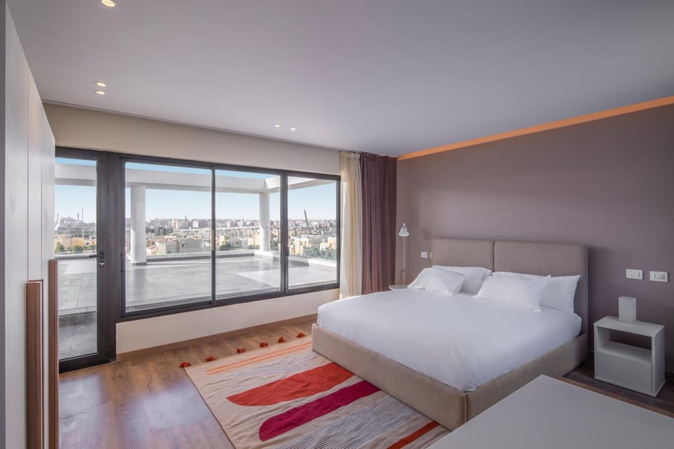 Bed, View (from property/room), Photo of the whole room, Bedroom