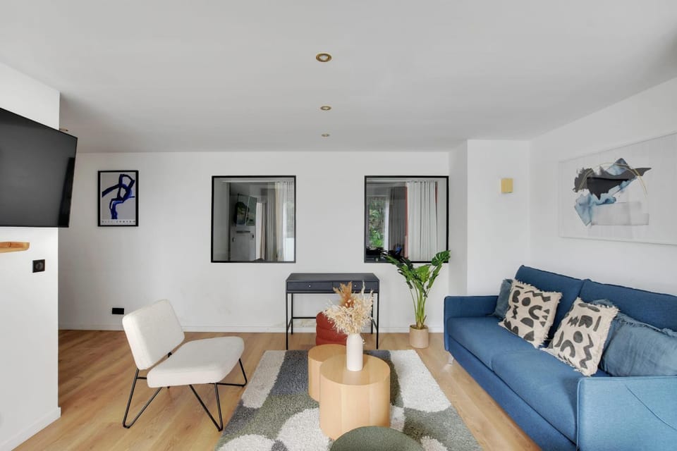 Incroyable appartement - 3BR-8P - Pl de la Nation Apartment in Paris