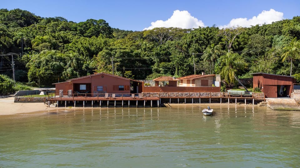 Grandi Pousada Sports - Sambaqui Inn in Florianopolis