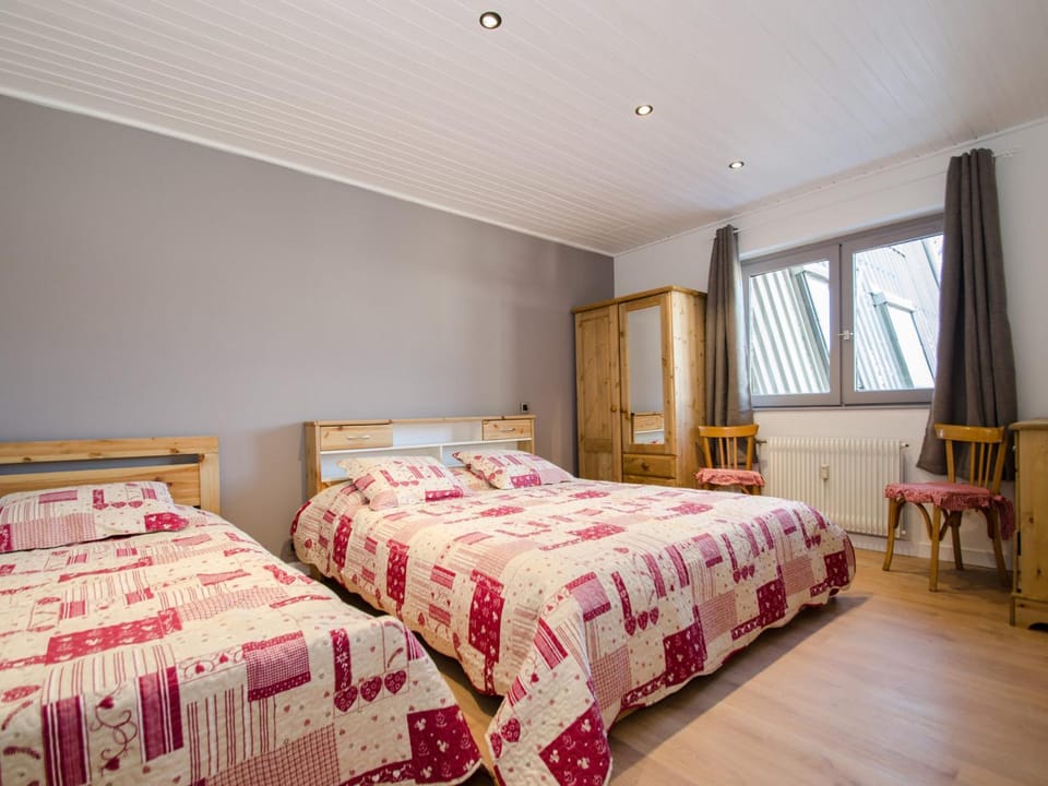 Appartement spacieux à Chamonix - 4 pers, animaux admis, parking - FR-1-343-237 Apartment in Chamonix