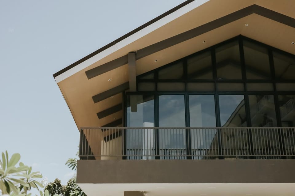 Amani Grand #332, Near Mactan Airport,Fast WIFI, Netflix & Pool Apartment in Lapu-Lapu City