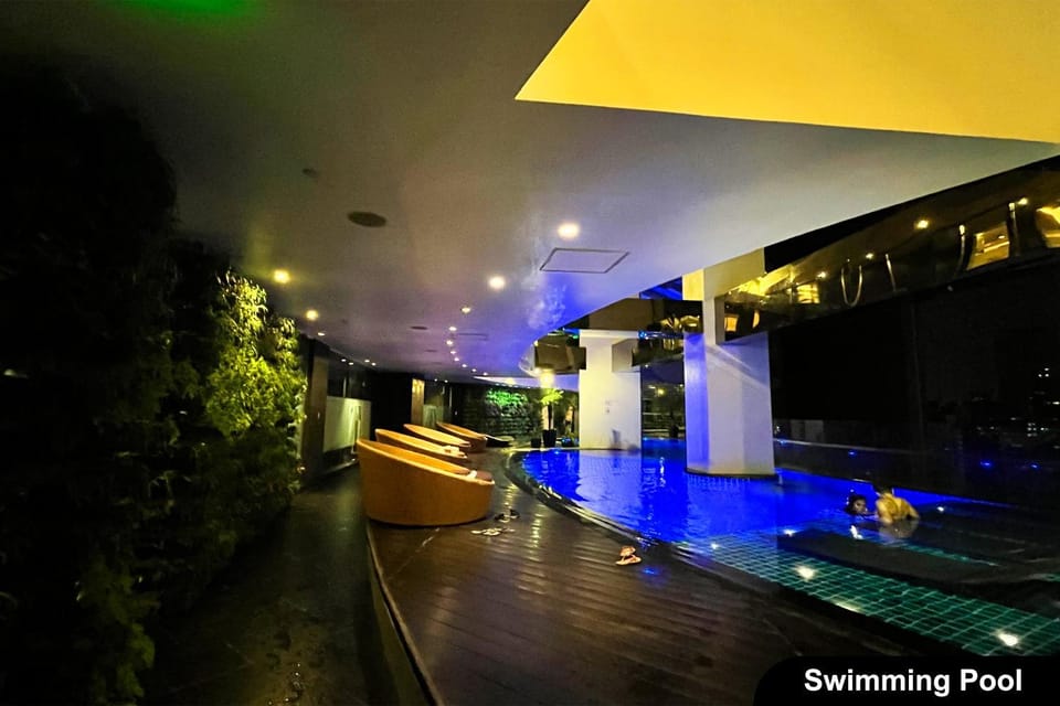 Pool view, Swimming pool