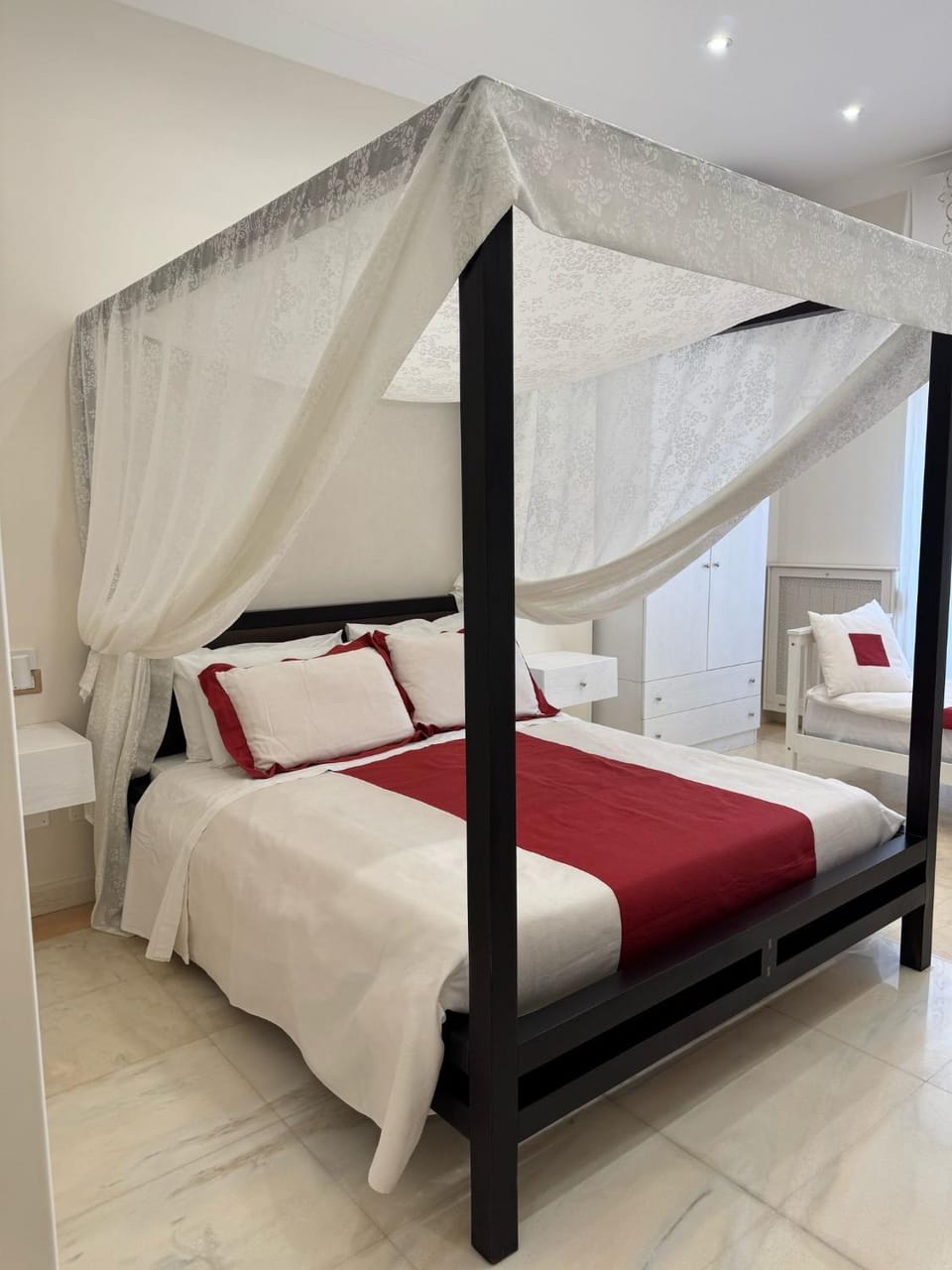 Bed, Bedroom, bunk bed
